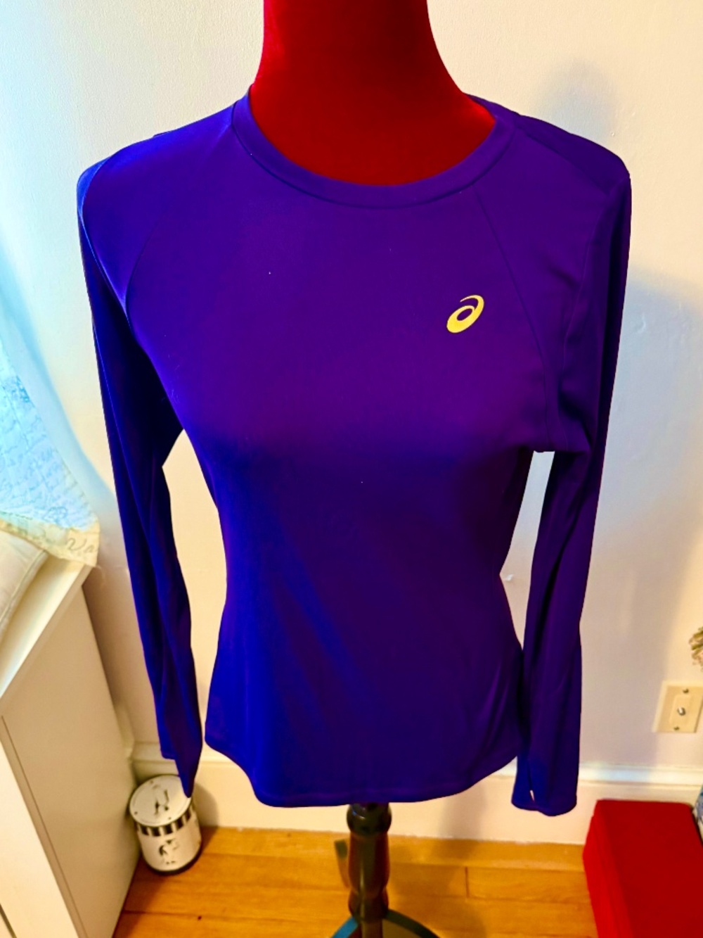 Asics wms Long Sleeve purple top size med